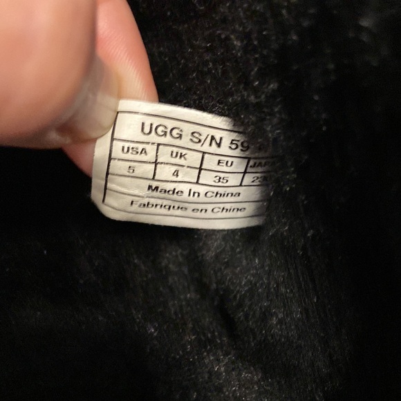 UGG Baileys Short Boots size 5 very good condition no rips smell or stains - Picture 7 of 16